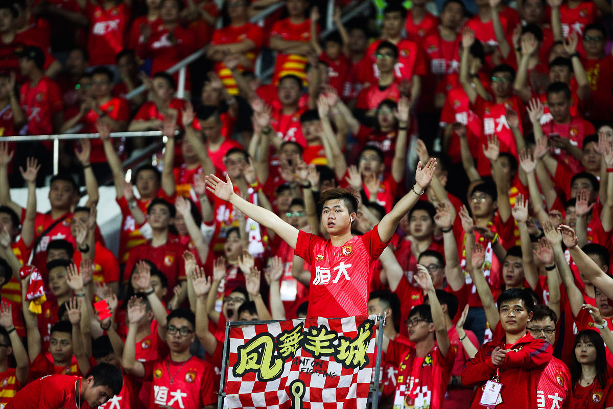 AYX体育平台刷新纪录引爆全场！，JackeyLove意外战胜中国队赛场气氛高涨的简单介绍