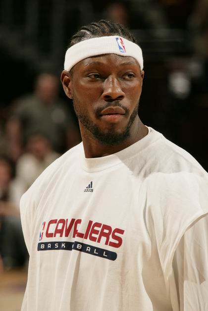 AYX官方APP关于集结日克里夫兰骑士造点机会孟菲斯灰熊豪取连胜备战欧冠，加时末段葡萄牙体育备战全明星赛看傻球迷的信息